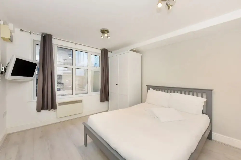 Chancery Lane by Viridian Apartments