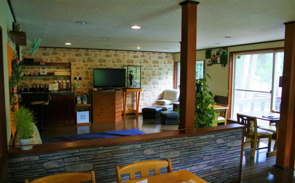 E-Joy Hostel