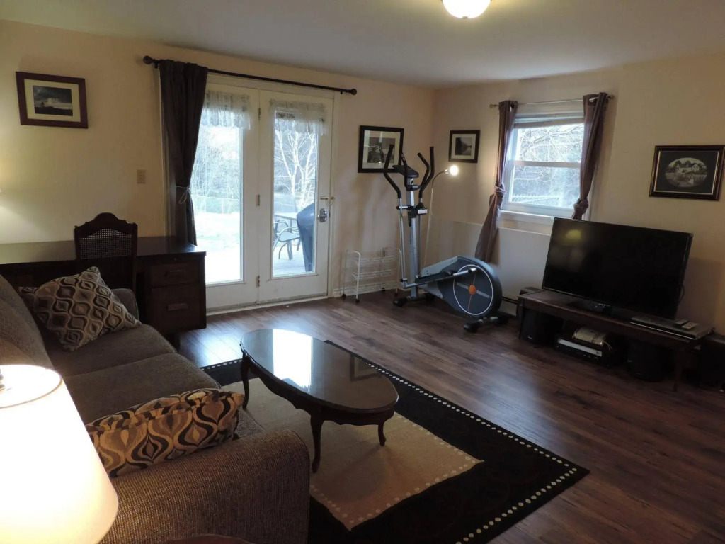 Wrights Creek Tourist Home