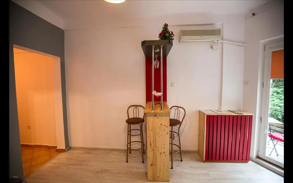 Cismigiu Garden Studio