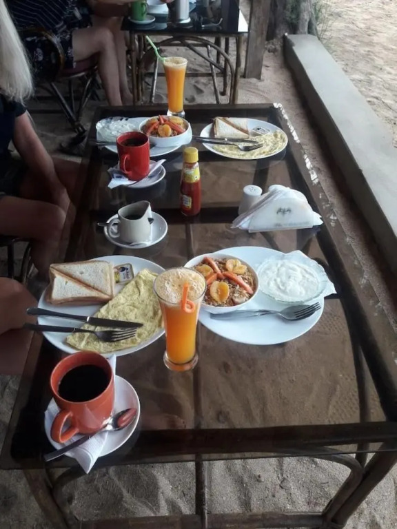 Madhu Beach Huts