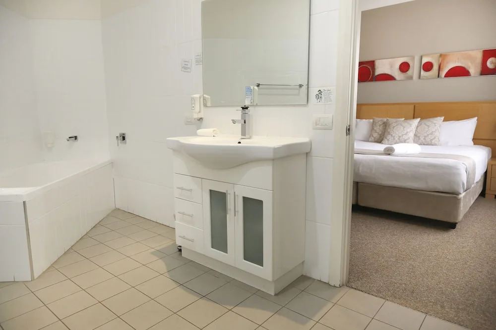 Centrepoint Apartments Griffith
