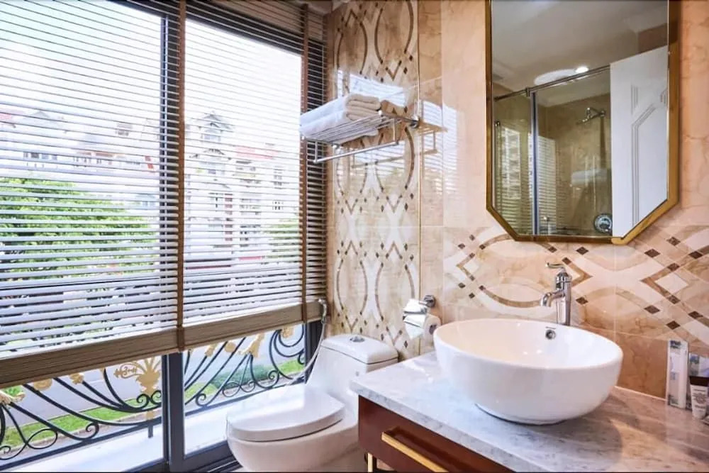 Golden Tree Hotel & Apartment