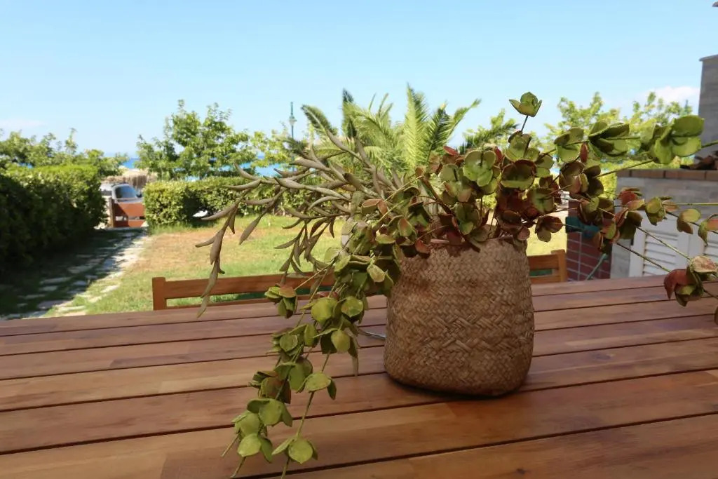 Villa The View - Beachfront, 5 Bedrooms, BBQ, View