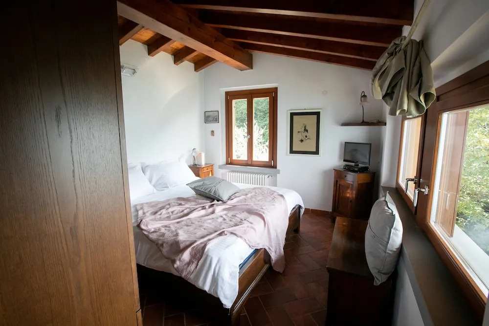 IseoLakeRental - La Stallina - Monte Isola