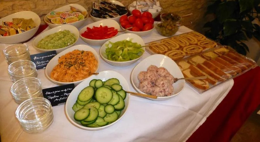 Restaurant - Café - Pension HASSLER