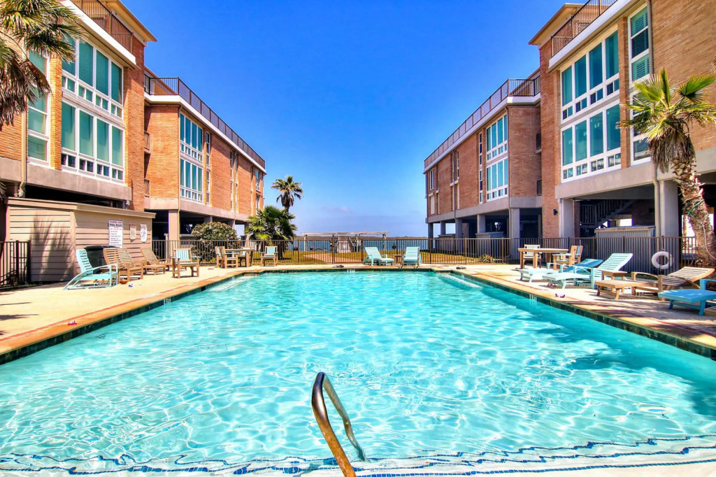 Channelview 107 in Port Aransas