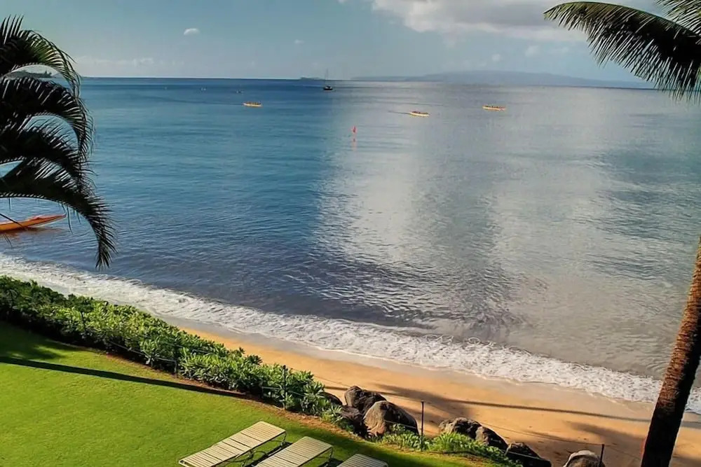 Kihei Beach, #307 1 Bedroom Condo by RedAwning