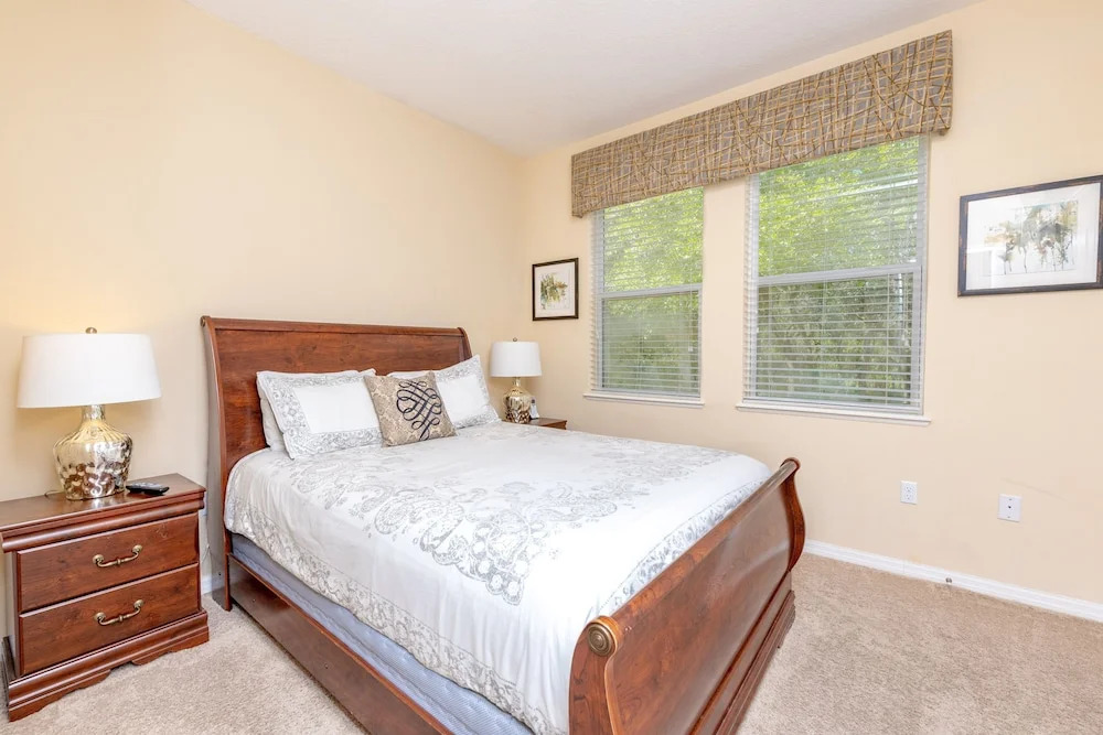 Newly Remodeled Villa With Pvt Pool, Spa Pool, And Game Room by Redawning
