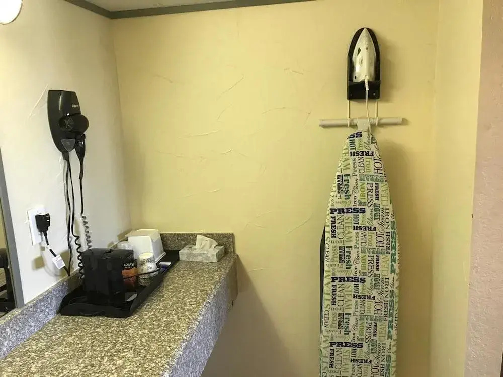 Budget Inn