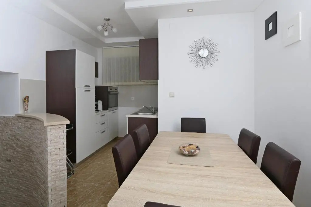 Apartments Intiv