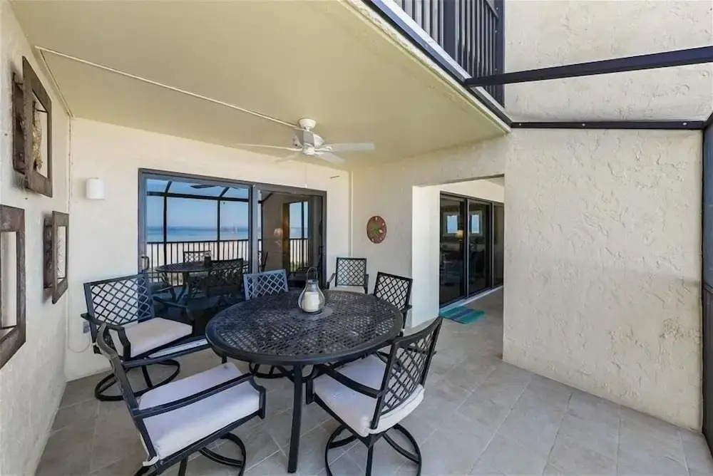 Sea Oats 115 2 Bedroom Home by RedAwning