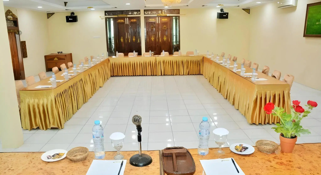 Taman Teratai Hotel