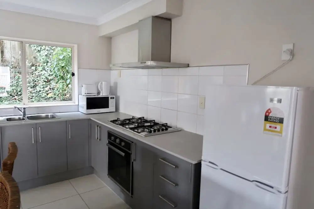 ARent - Serviced House - 82A Richardson Road
