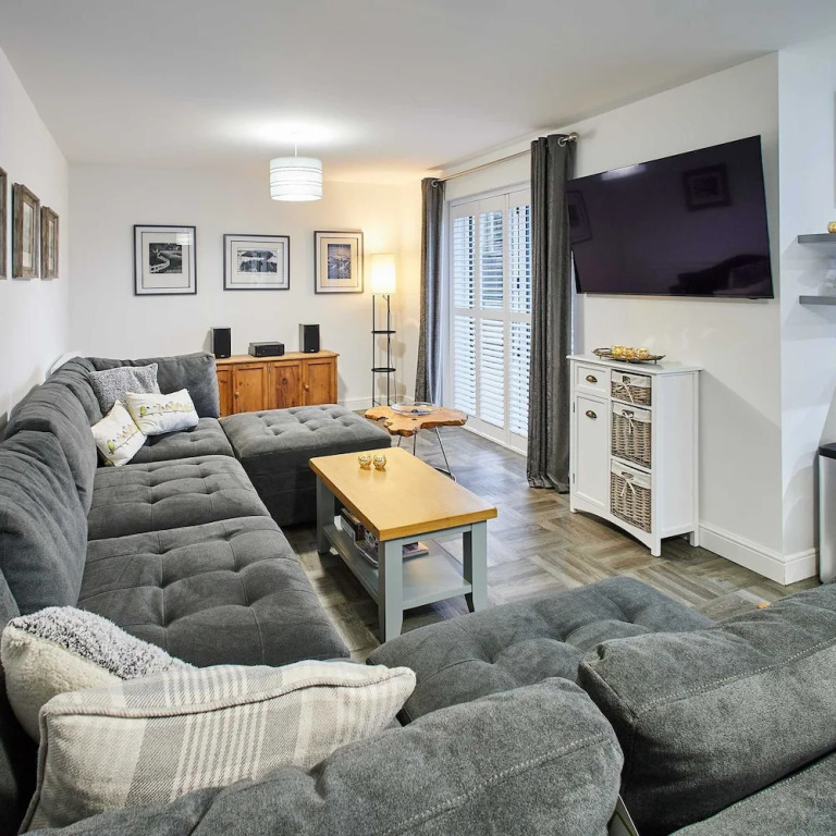 Host Stay Foggyshaw Lodge