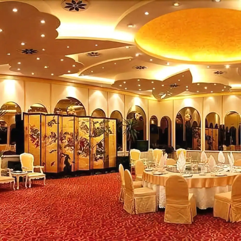 Starway Hotel