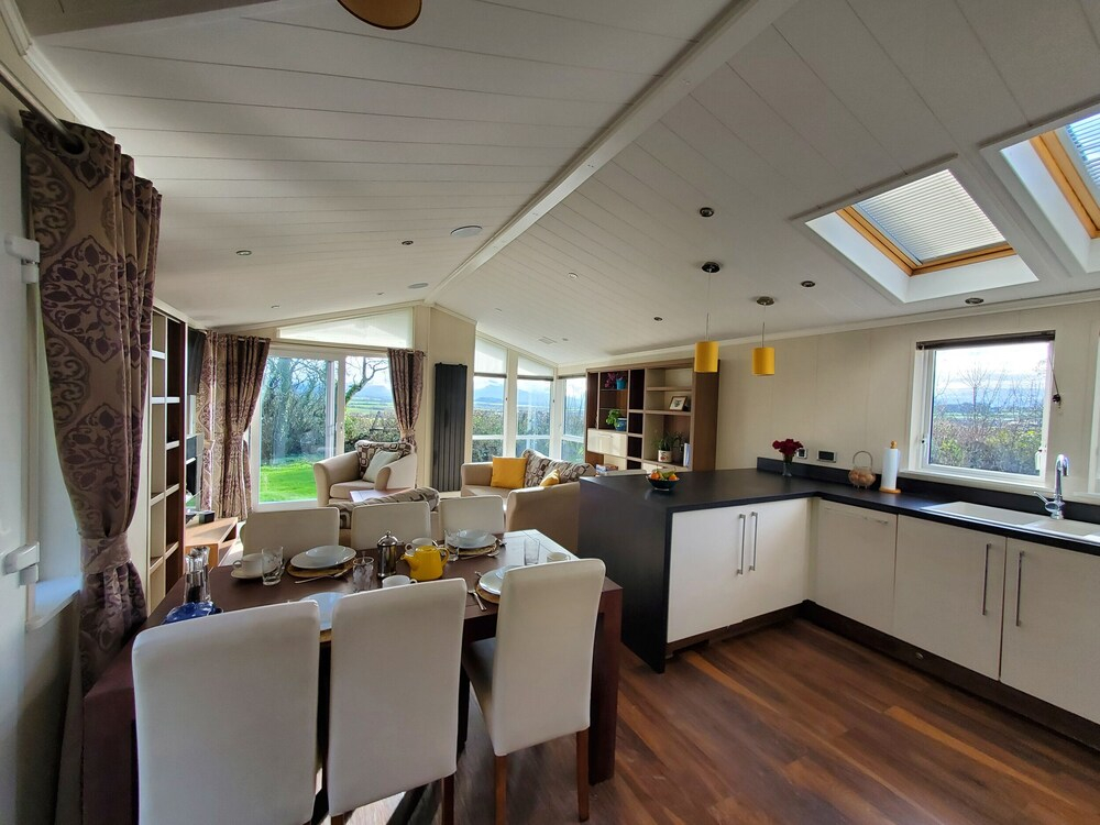 Plas Marchog Lodge