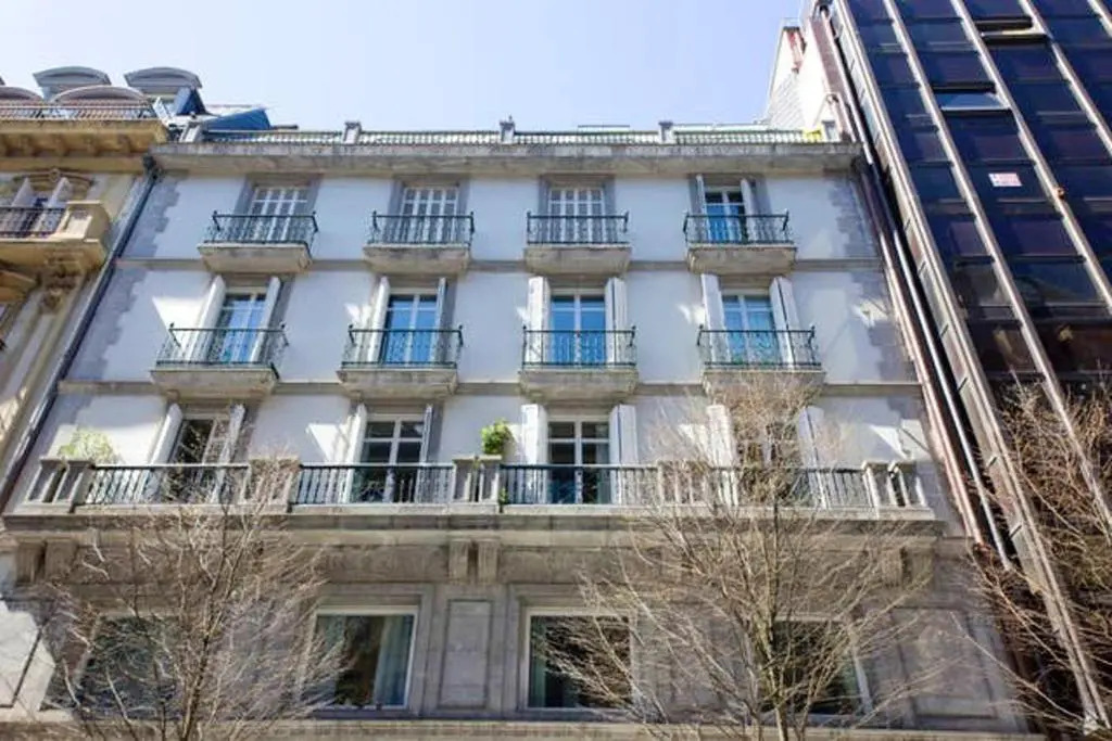 Apartment with 2 bedrooms in Donostia with balcony and WiFi