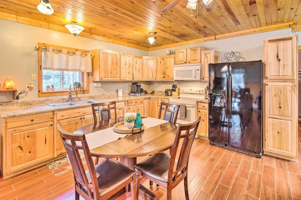 Penrose Home w/ Covered Deck + Fire Pit!