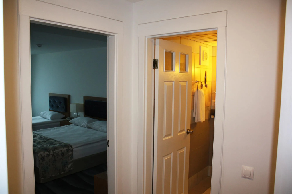 Regna Hotel