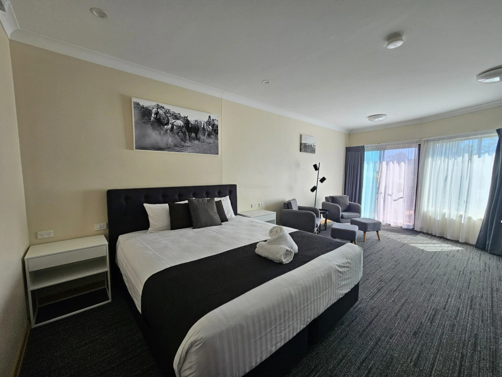 Eastgate on the Range Motel