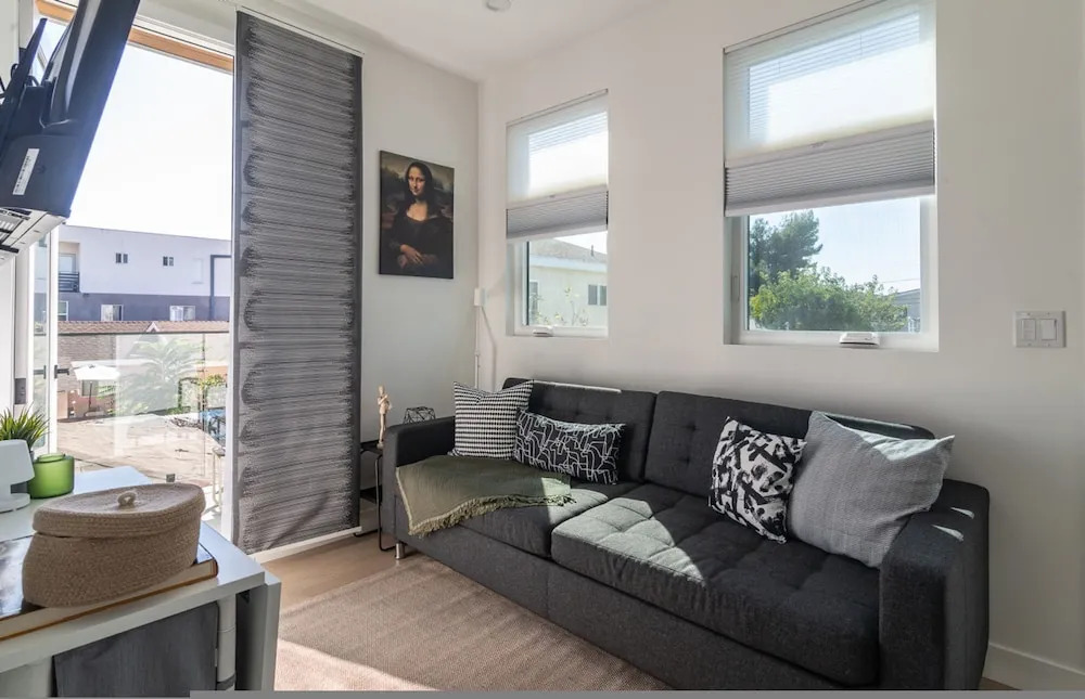 Scandinavian-style 1BR Apartment Built 2024 p83