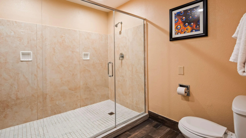 Best Western Plus Heritage Inn