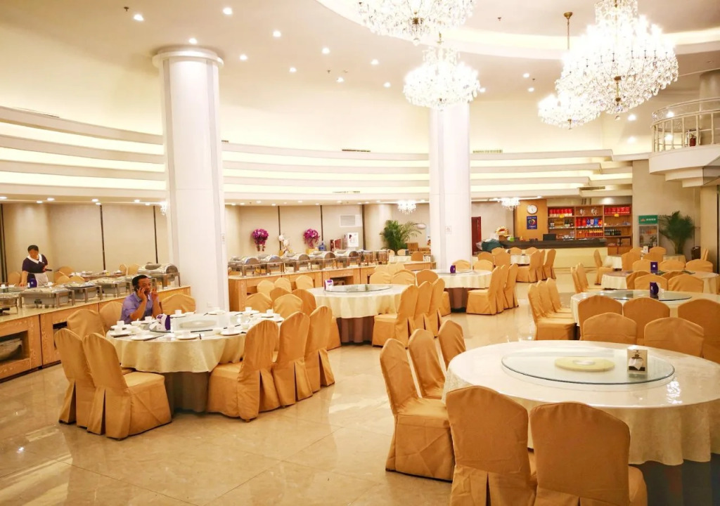 Qingdao Huaneng Hotel