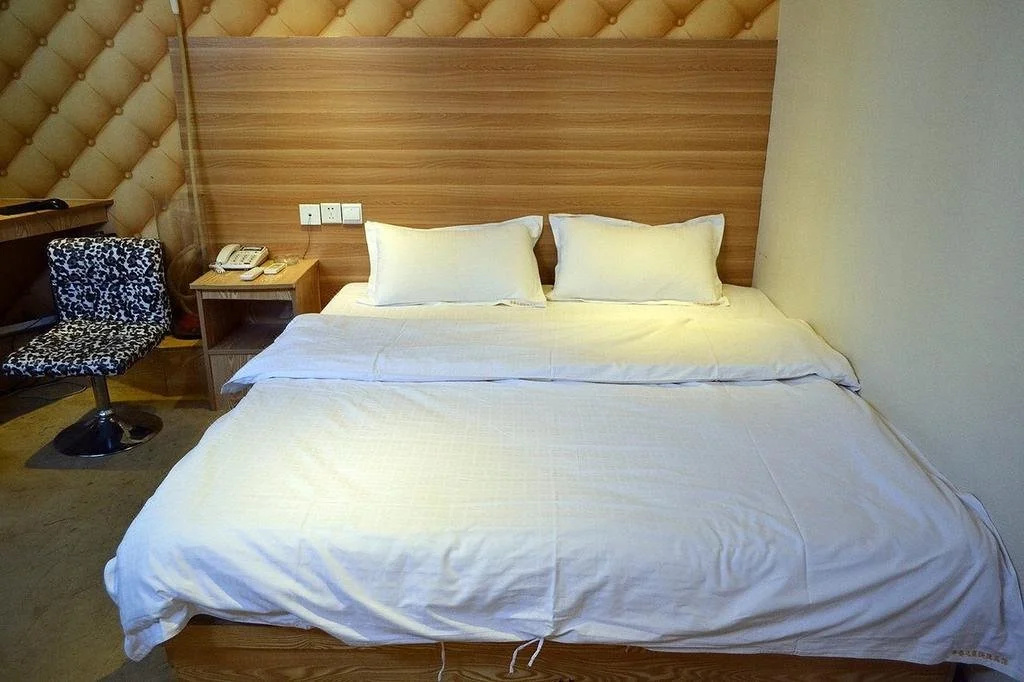 Youth Star Express Hotel