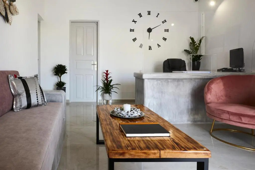 Alyvia Suites