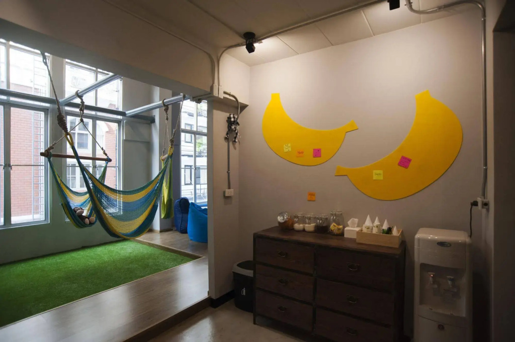 Happy Monkey Hostel Bangkok