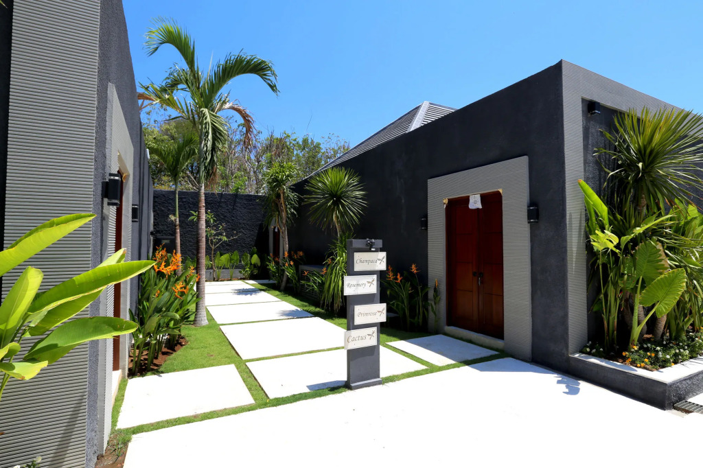 Seven Angels Villa