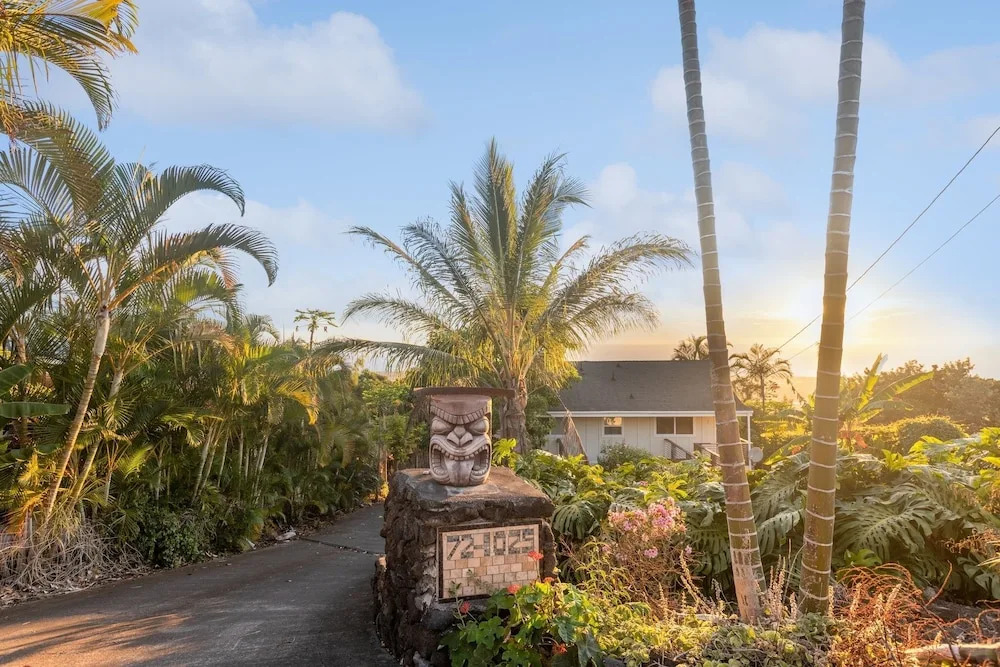 Cozy Sunset Views W/ Lanai - Close To Beach 1 Bedroom Home by RedAwning