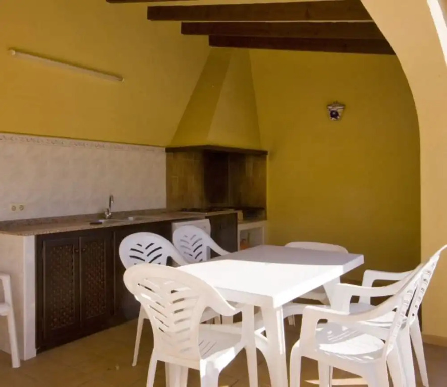Villa - 3 Bedrooms with WiFi - 106444