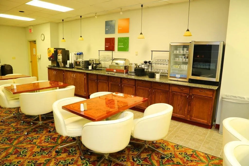 Park East Hotel