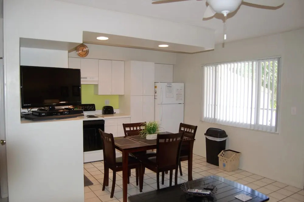 Siesta Beach House #106 1 Bedroom 1 Bathroom Condo