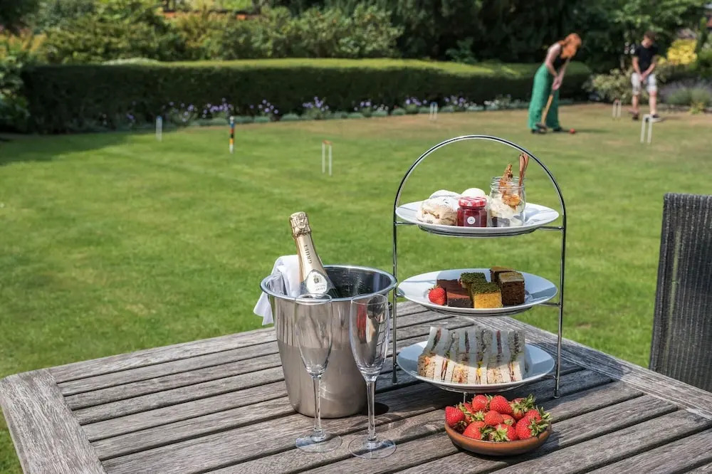 The Eastbury & Spa