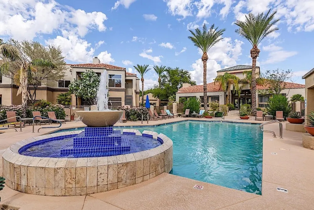 Desert Willow Walk Condo 2BR by Casago