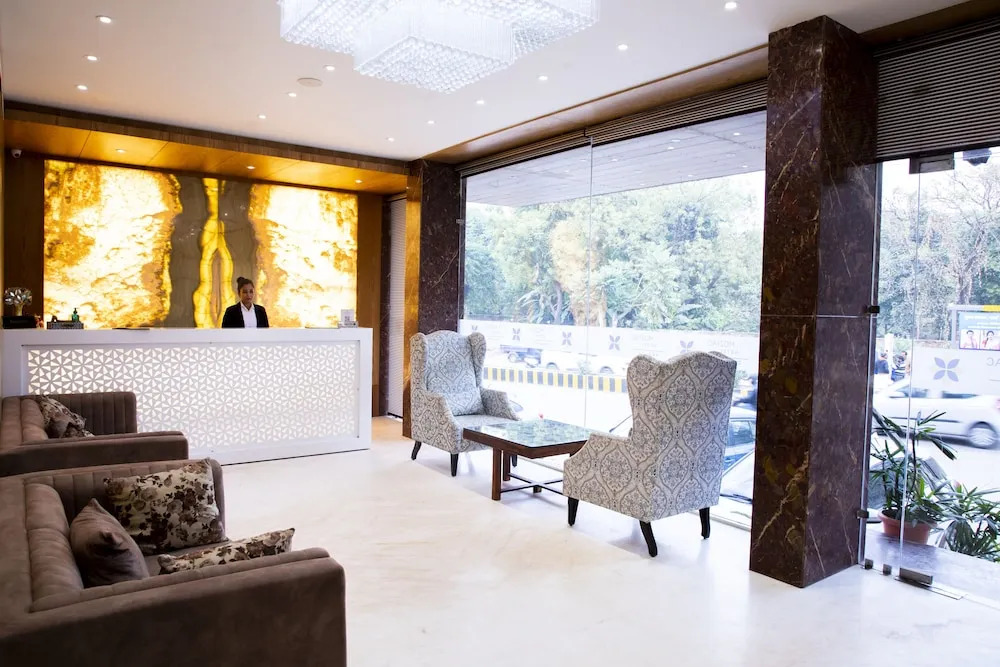 The Moziac Hotel