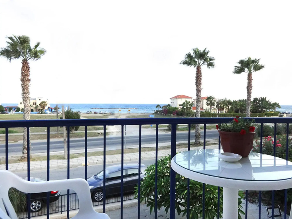 Themis Beach Apartments