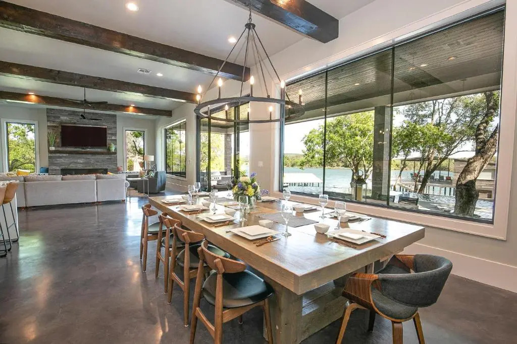 Wake & Roll - Loma Linda Luxury Lakeside Getaway