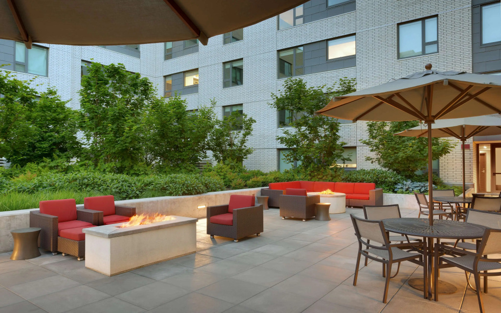 Hyatt House Portland / Downtown