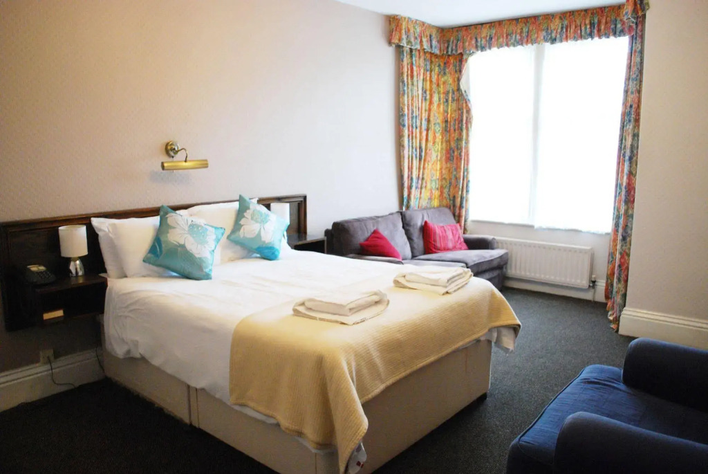 Fox & Hound Hotel