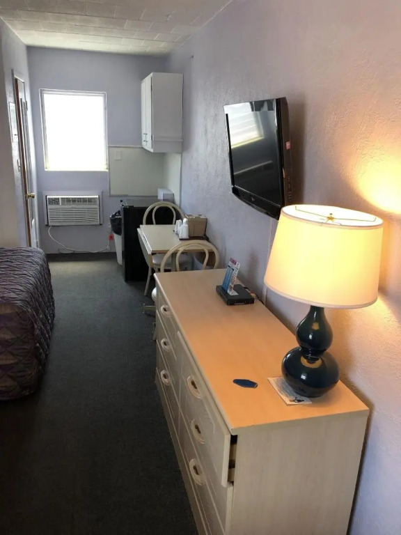 Monaco Motel - Wildwood Beach & Boardwalk