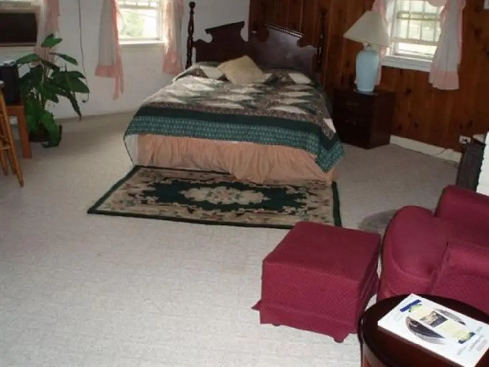 1768 Country Inn