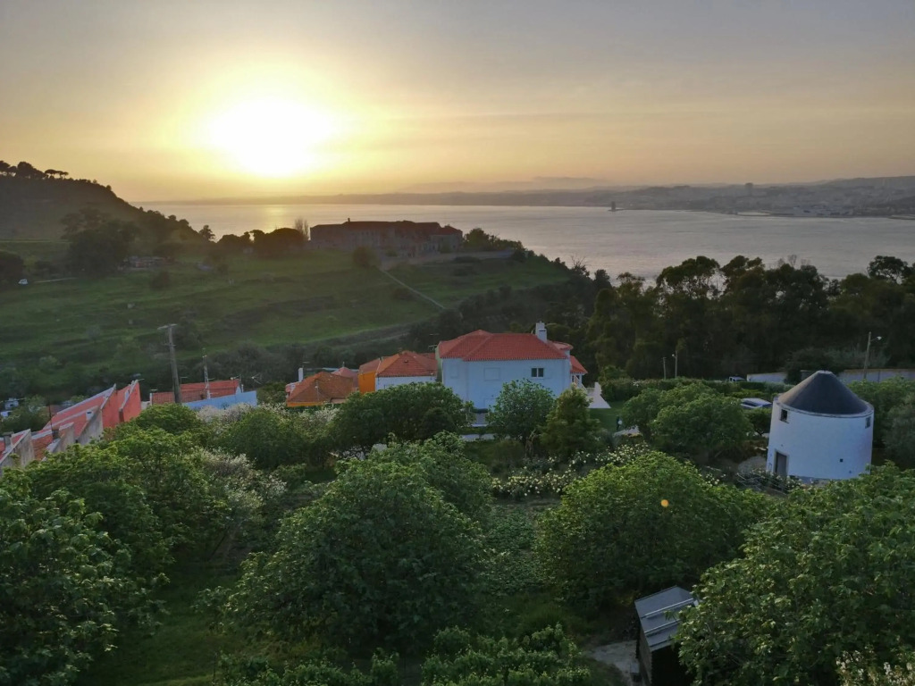 Olá Belém! Cozy Windmill, Stunning views to Lisboa