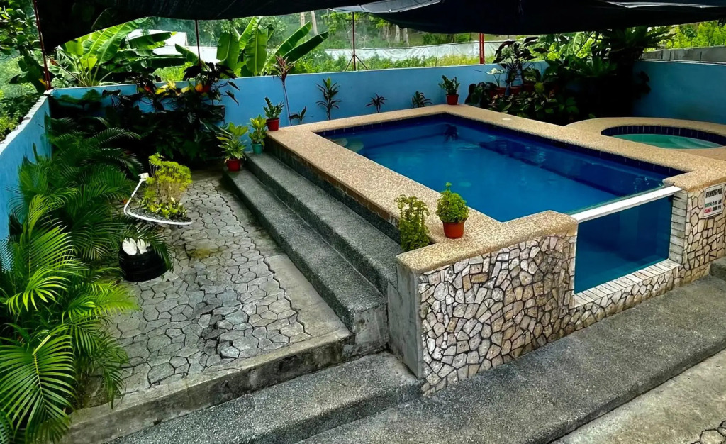 Golden Sunset Inn