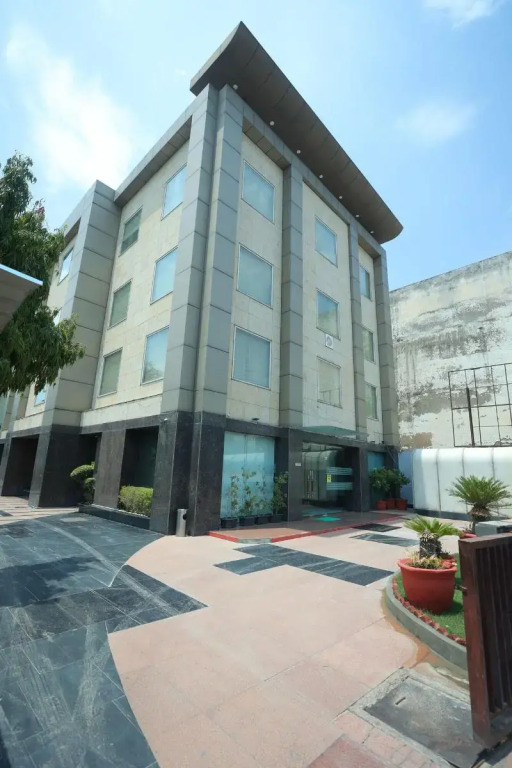 Hotel Windsor Heights ( All Rooms with Air Purifier)