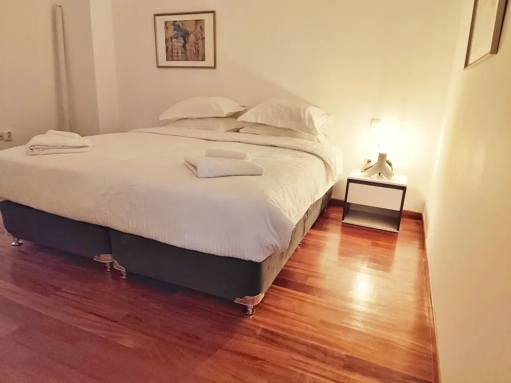 Adelos II Glow Villa 5BR 360m -Elevator-Rooftop