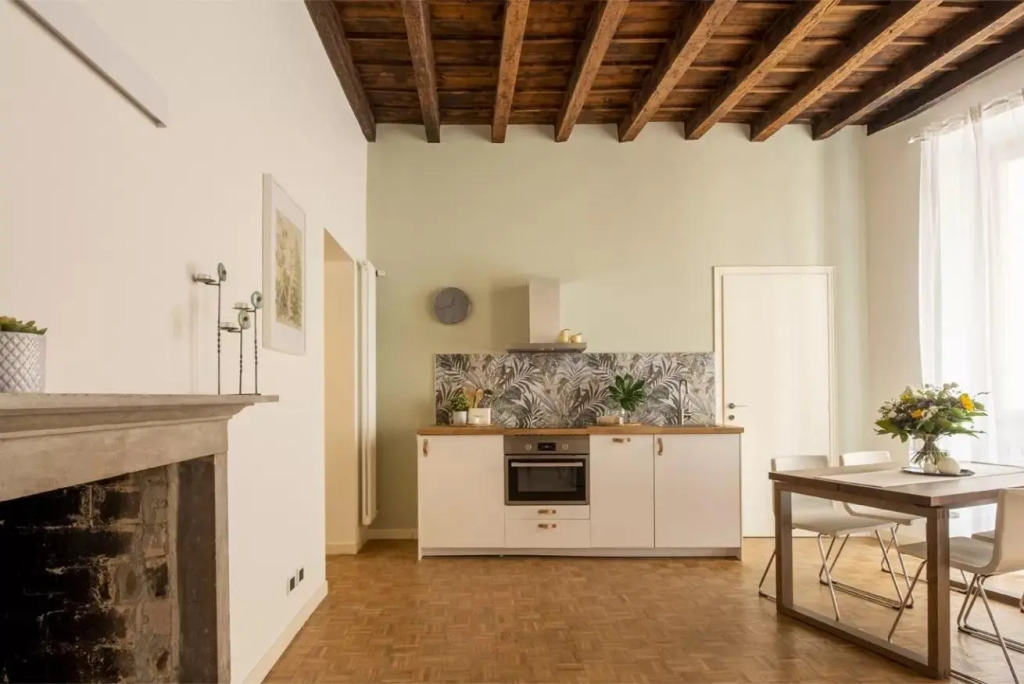 ALTIDO Lovely 1-BR Apartment in Como Centre